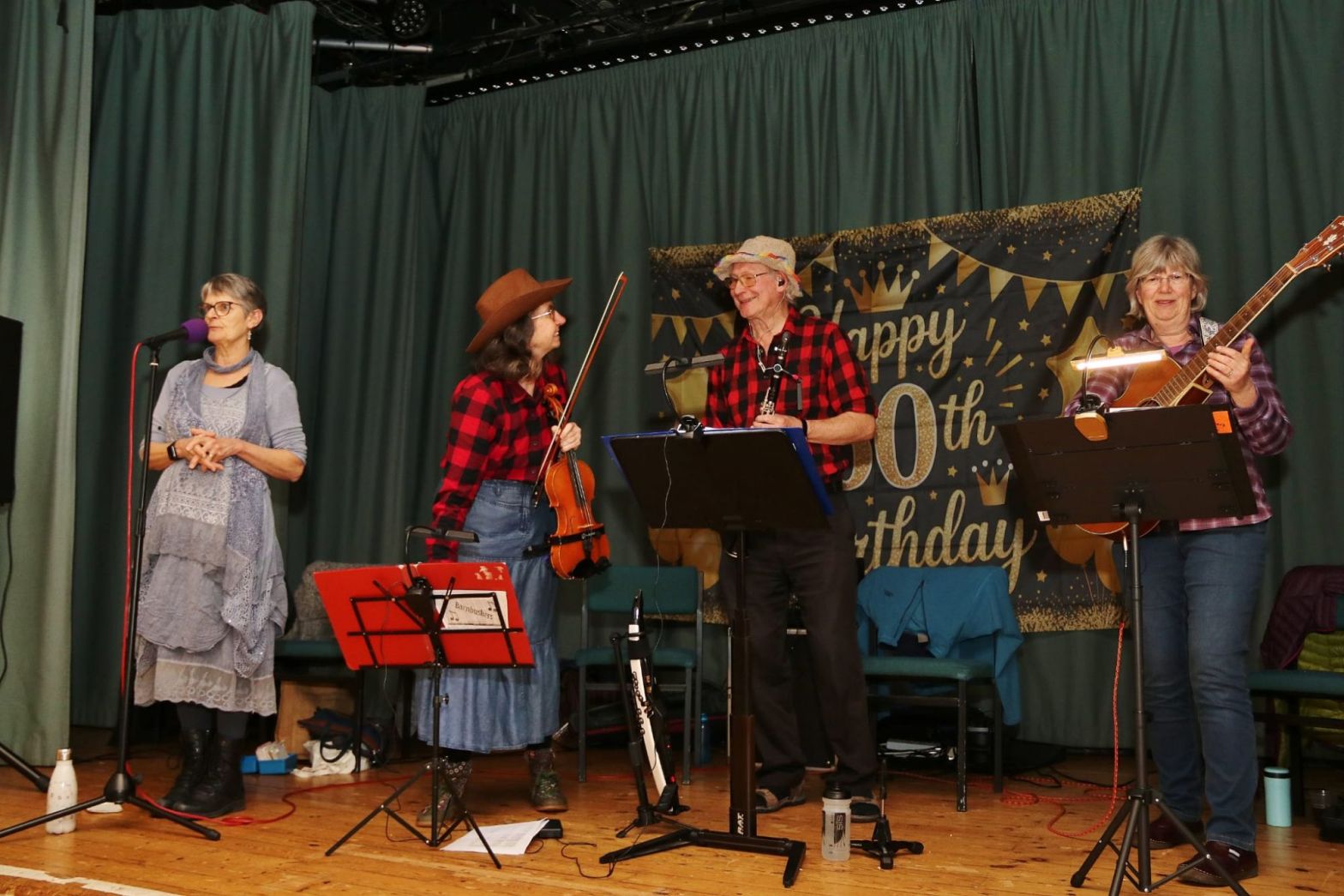 Barnbuskers Ceilidh Barn Dance Band with caller Bridget