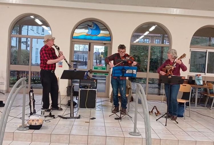 Barnbuskers Ceilidh Barn Dance Band at Sidcot School