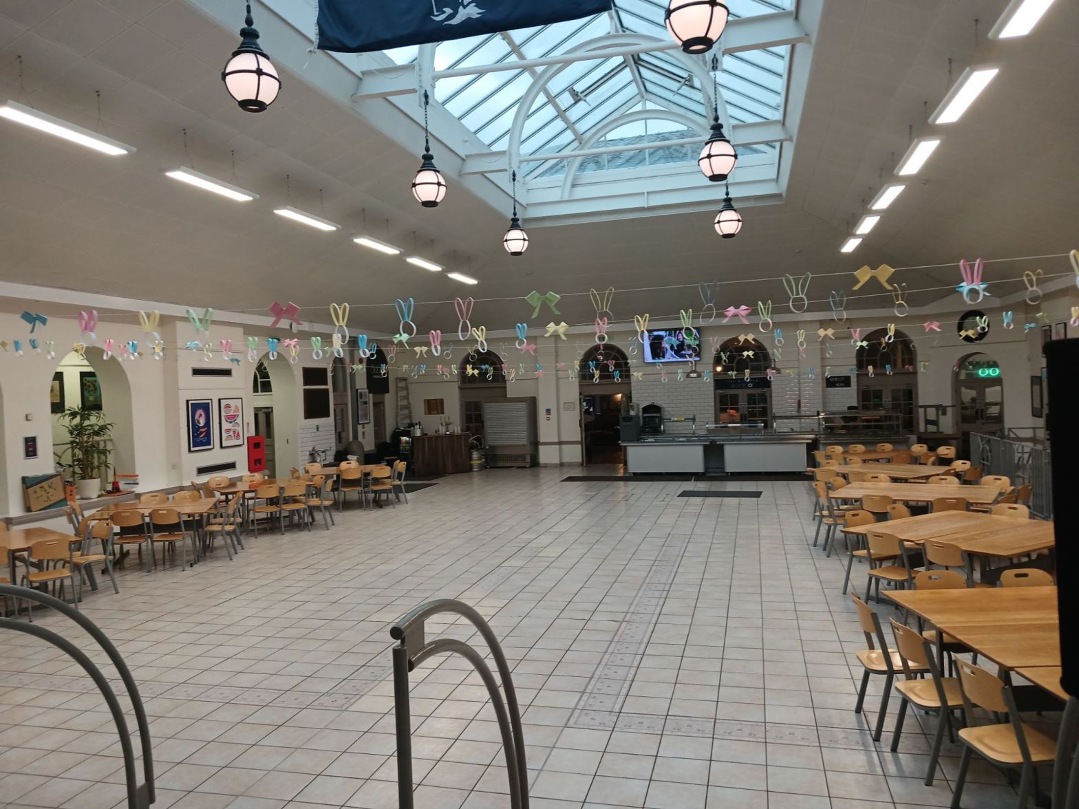 Sidcot School Hall