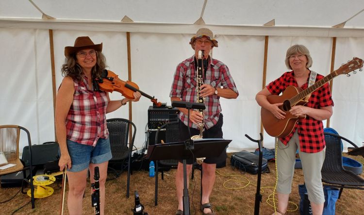 Judy, Robin and Sarah at Martock Fete 2026